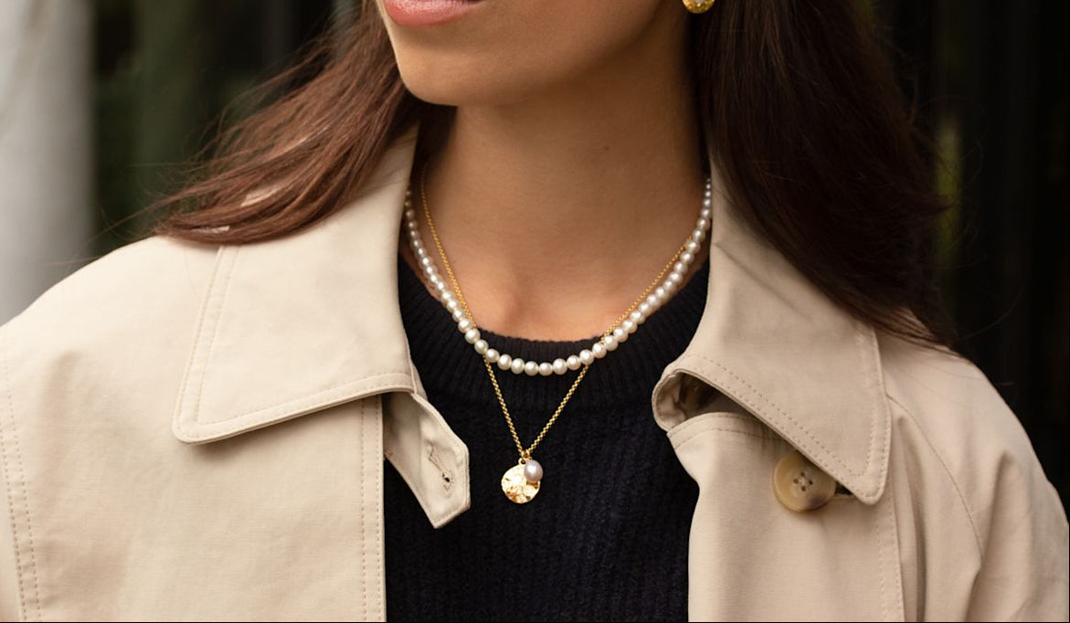 Dower & Hall Gold Vermeil Hammered Disc & Pink Freshwater Pearl Pendant