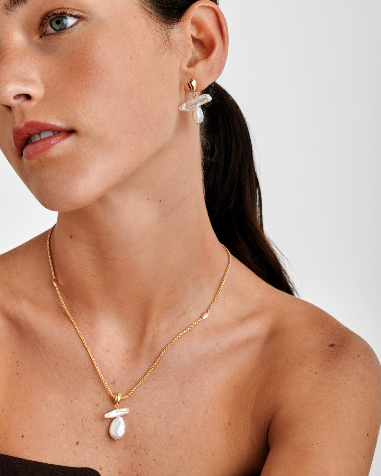 KL Sol Pearl Necklace